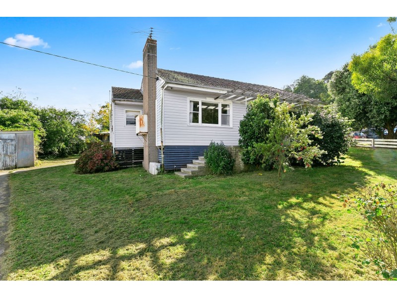 1 Mionis Road, Korumburra VIC 3950