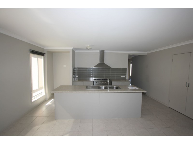 4 Sunset Close, Korumburra VIC 3950