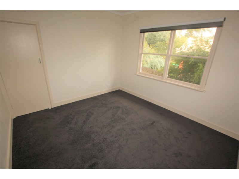 9 Jeffrey Street, Leongatha VIC 3953