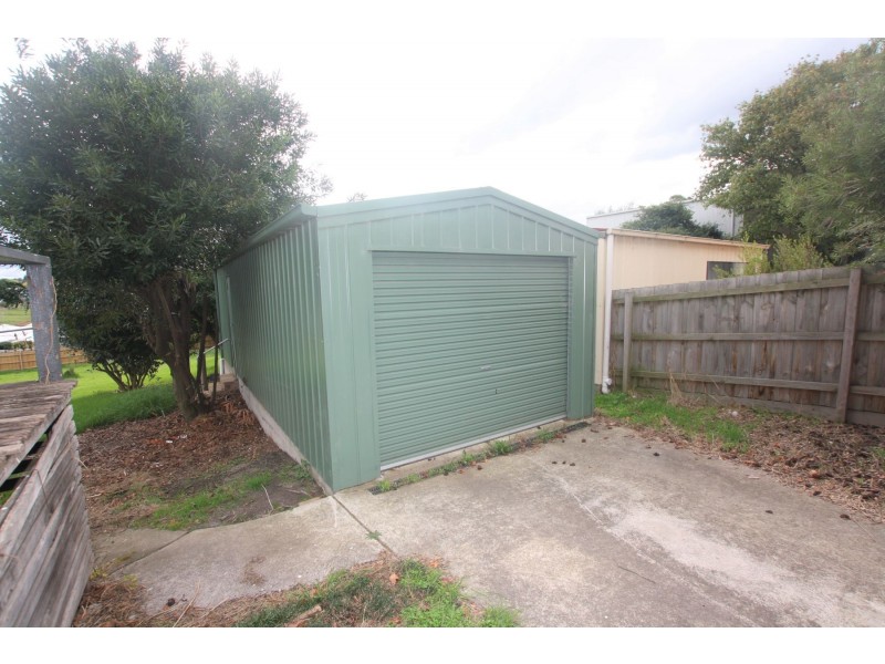 9 Jeffrey Street, Leongatha VIC 3953