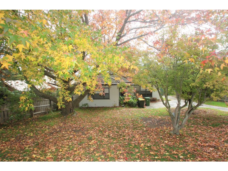 9 Jeffrey Street, Leongatha VIC 3953