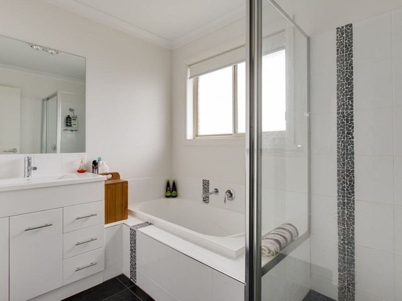 36 Isabella Boulevard, Korumburra VIC 3950