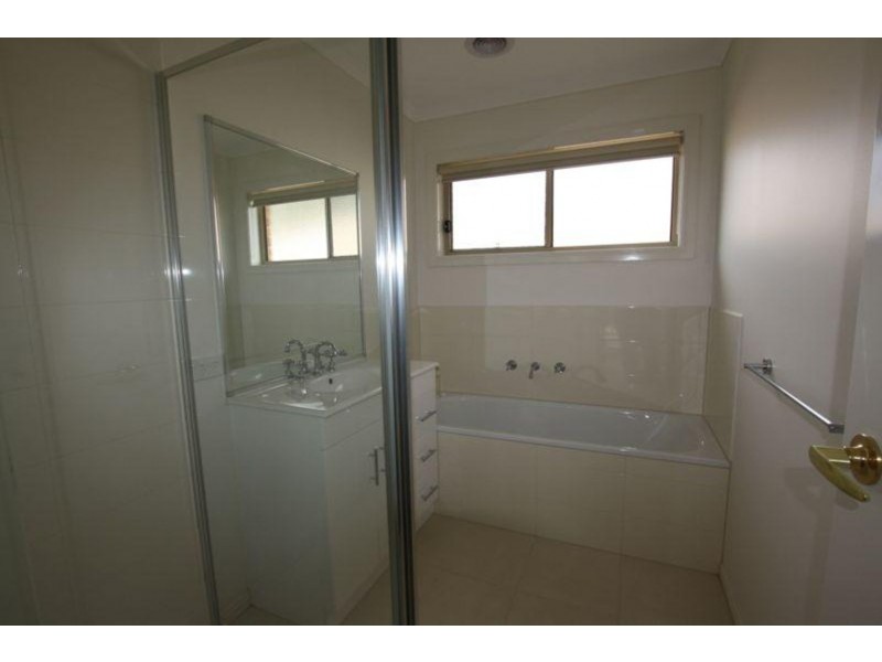 11/11 Lower Gordon Street, Korumburra VIC 3950