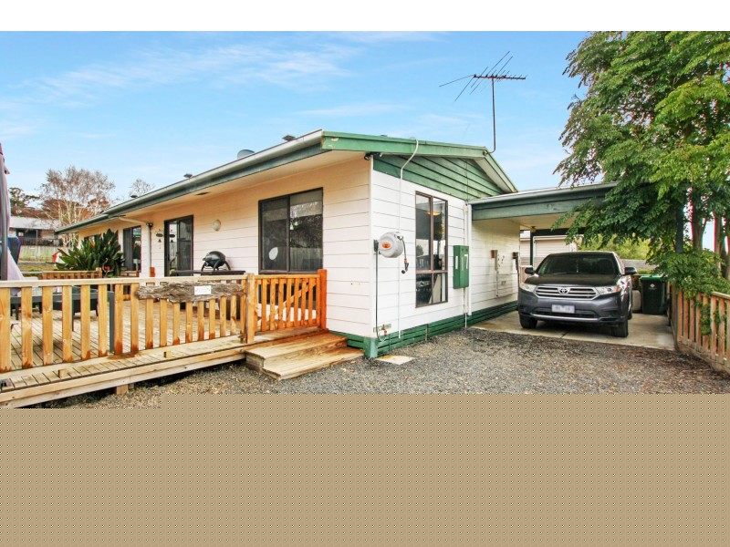 17 Queen Street, Loch VIC 3945