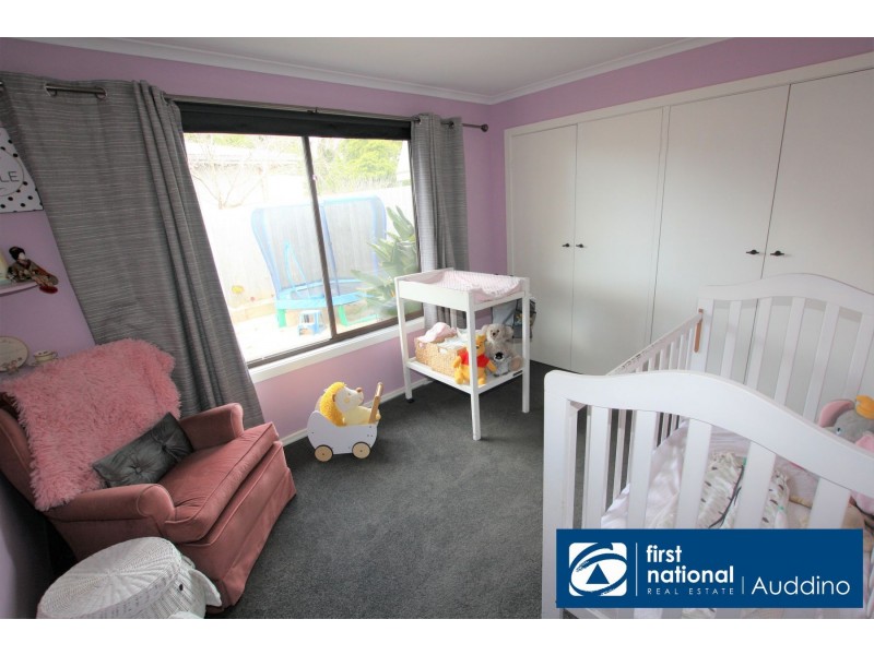 17 Queen Street, Loch VIC 3945