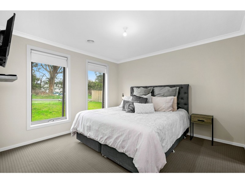 27 Riflebutts Road, Korumburra VIC 3950