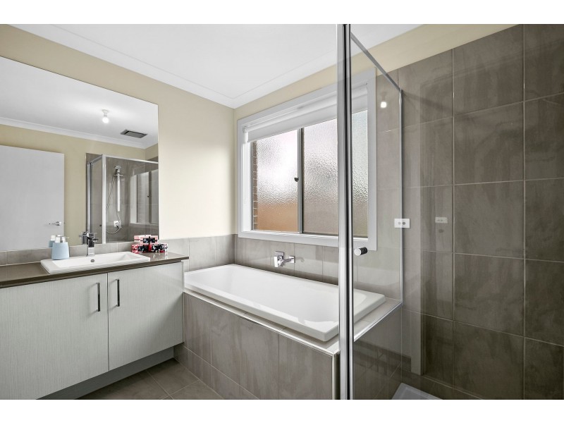 27 Riflebutts Road, Korumburra VIC 3950