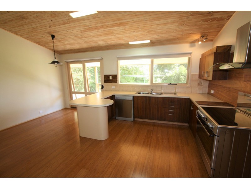 18 Hillcrest Way, Korumburra VIC 3950