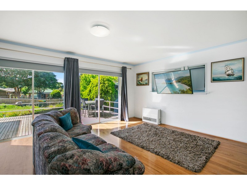 1 Ruddville Avenue, Korumburra VIC 3950