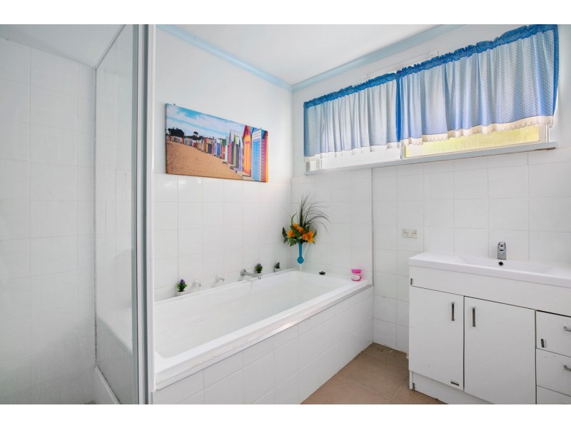 1 Ruddville Avenue, Korumburra VIC 3950