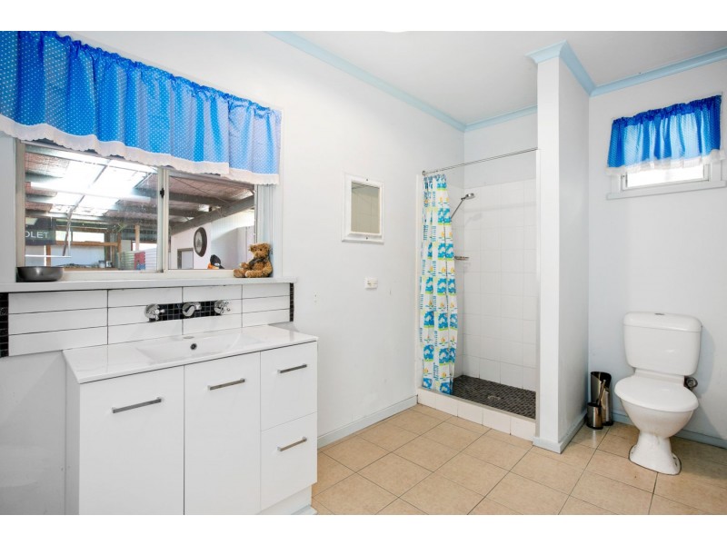 1 Ruddville Avenue, Korumburra VIC 3950