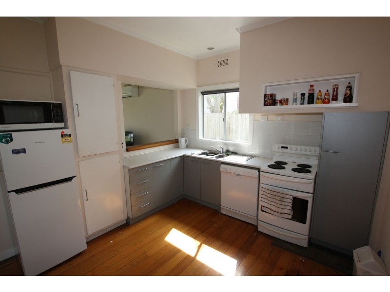 17 Macqueen Avenue, Korumburra VIC 3950