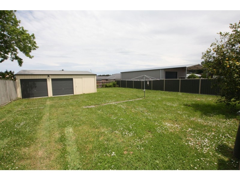 17 Macqueen Avenue, Korumburra VIC 3950