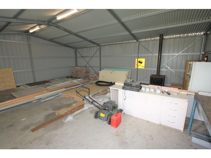 17 Macqueen Avenue, Korumburra VIC 3950