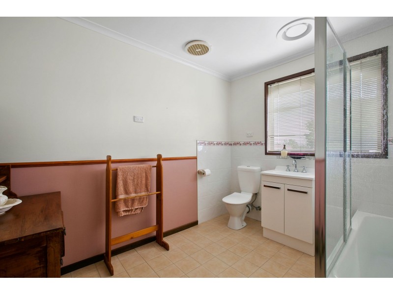 24 Inches Road, Korumburra VIC 3950