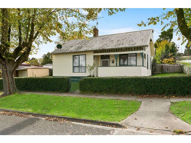 32 Victoria Street, Korumburra VIC 3950