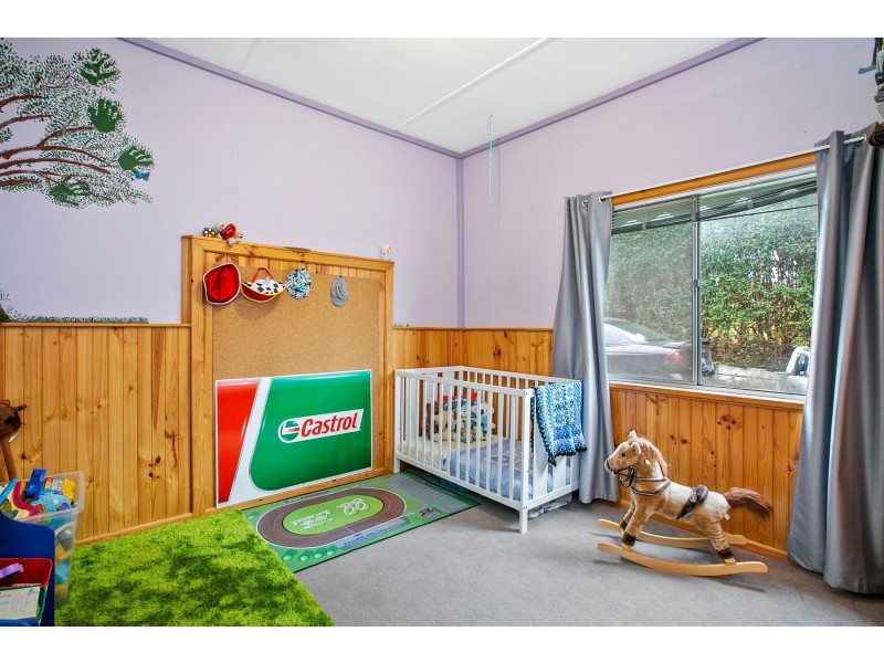 17 Bates Avenue, Korumburra VIC 3950