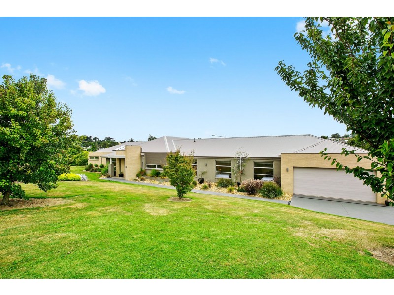 15-17 Grandview Rise, Korumburra VIC 3950