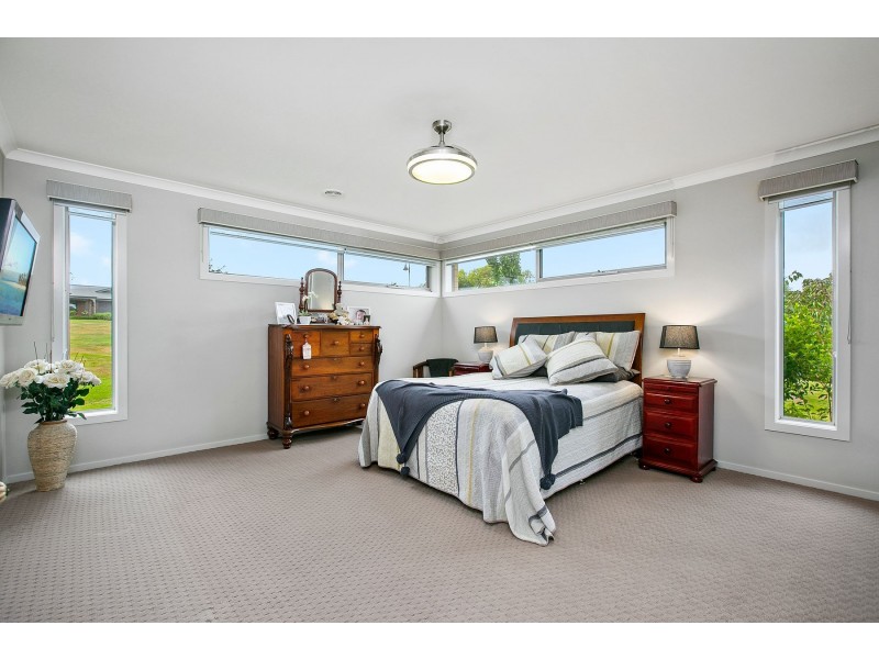 15-17 Grandview Rise, Korumburra VIC 3950