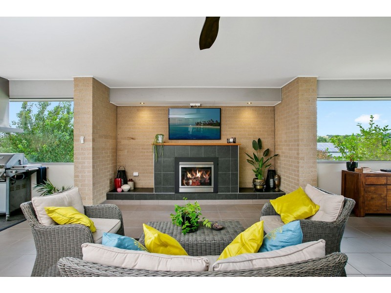 15-17 Grandview Rise, Korumburra VIC 3950