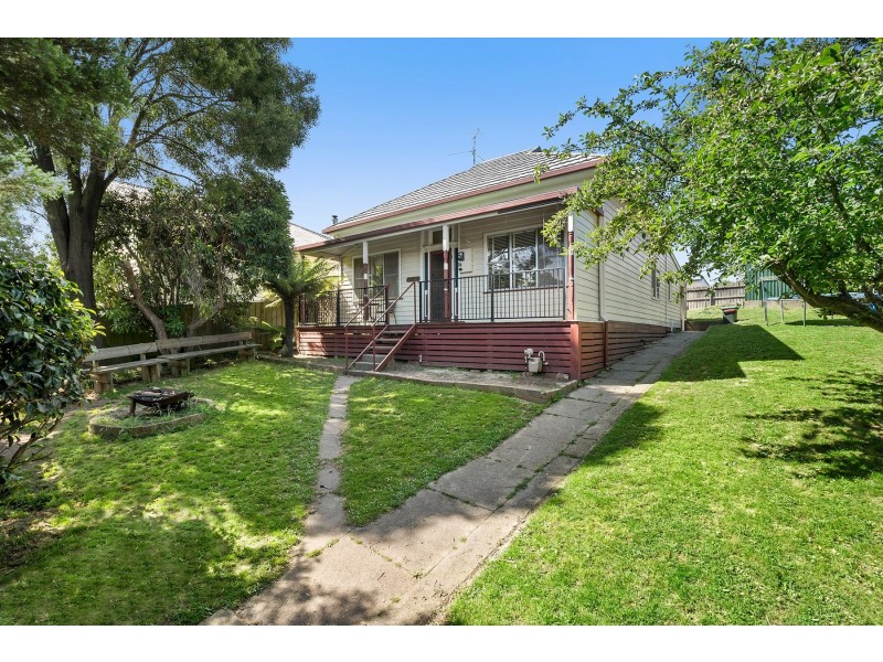 15 South Railway Crescent, Korumburra VIC 3950