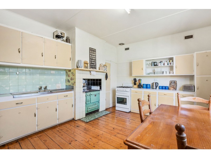 15 South Railway Crescent, Korumburra VIC 3950