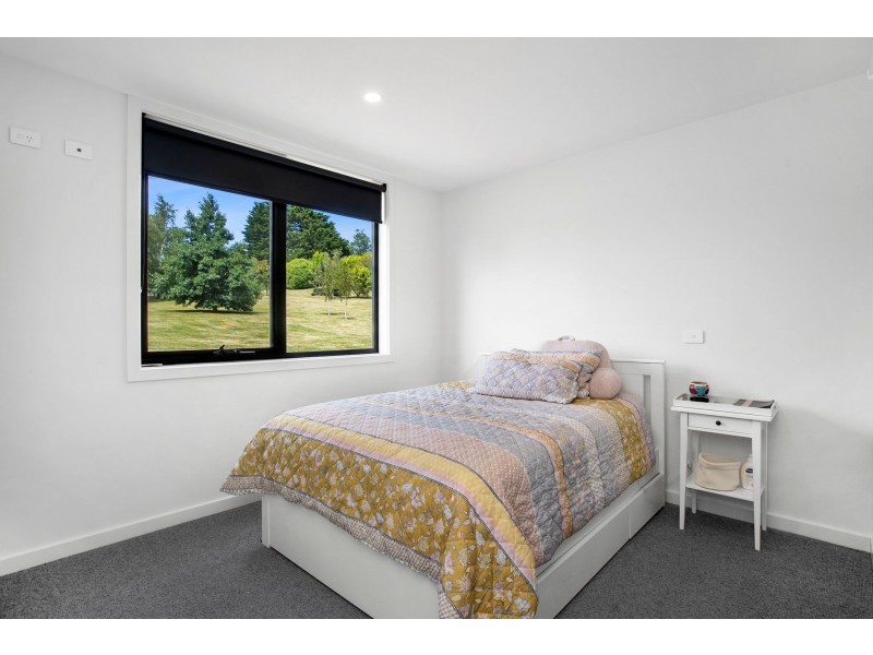 35 Newtons Road, Arawata VIC 3951