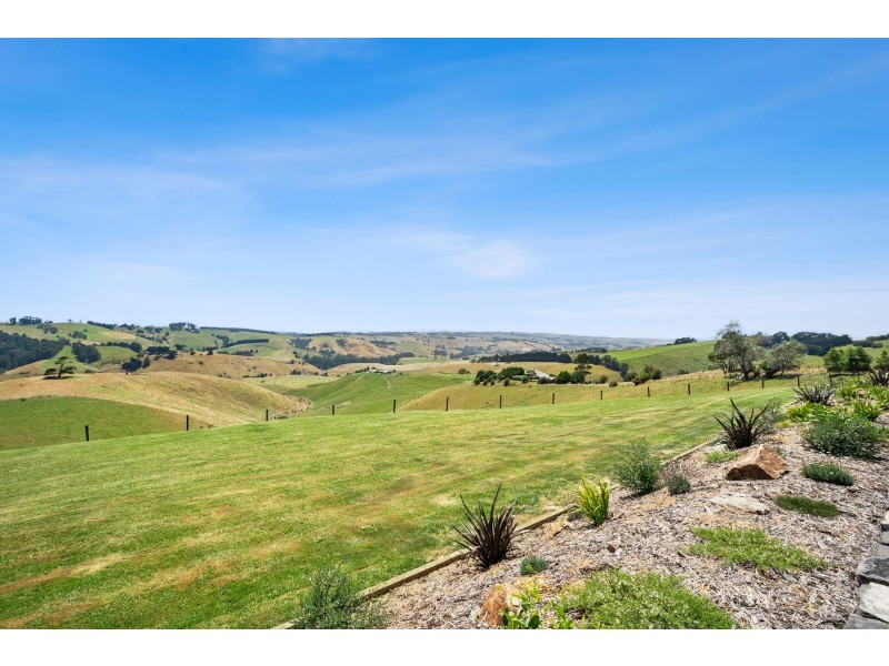 35 Newtons Road, Arawata VIC 3951