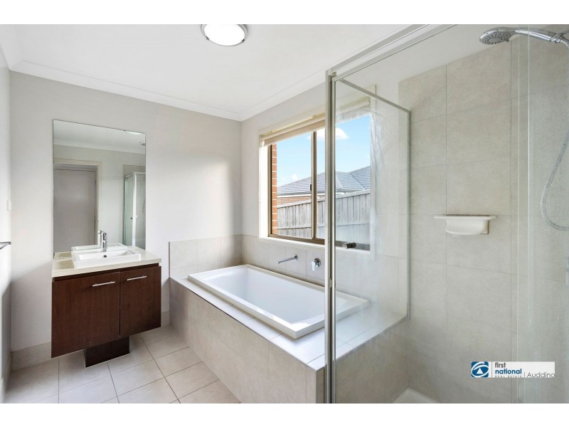 16 Massimo Way, Korumburra VIC 3950