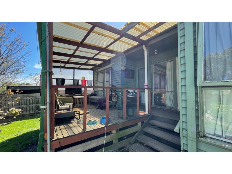 3 Macqueen Avenue, Korumburra VIC 3950