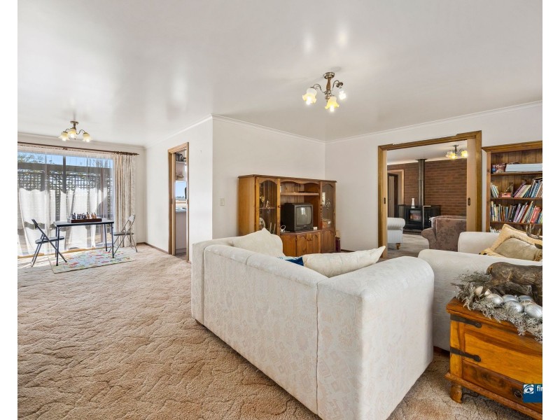 16 Hillcrest Way, Korumburra VIC 3950