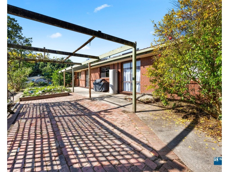 16 Hillcrest Way, Korumburra VIC 3950