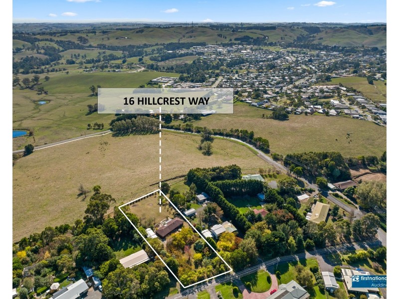 16 Hillcrest Way, Korumburra VIC 3950