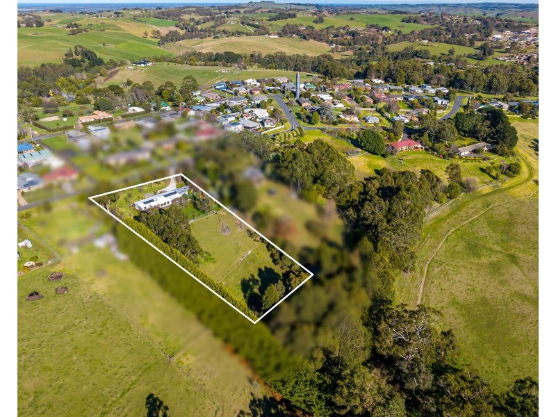 31 Inches Road, Korumburra VIC 3950