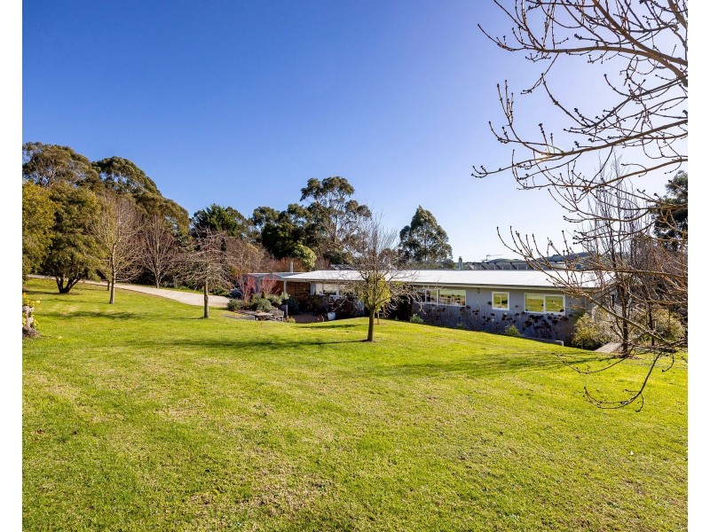 31 Inches Road, Korumburra VIC 3950