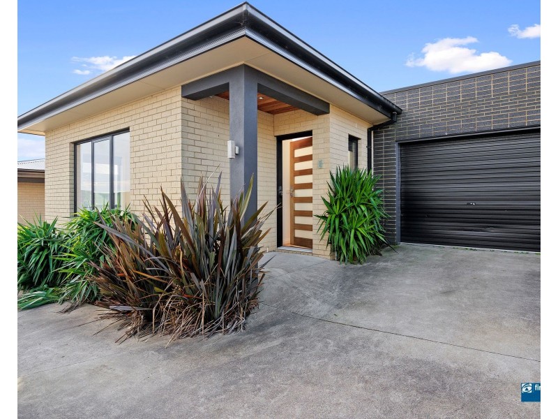 2/23 Hannah Rise Crescent, Korumburra VIC 3950