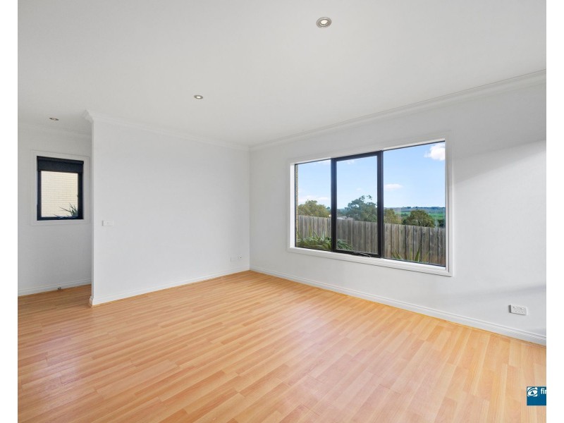 2/23 Hannah Rise Crescent, Korumburra VIC 3950