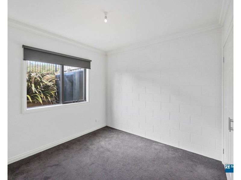 2/23 Hannah Rise Crescent, Korumburra VIC 3950