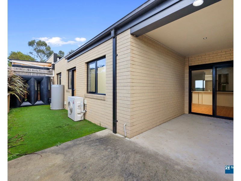 2/23 Hannah Rise Crescent, Korumburra VIC 3950