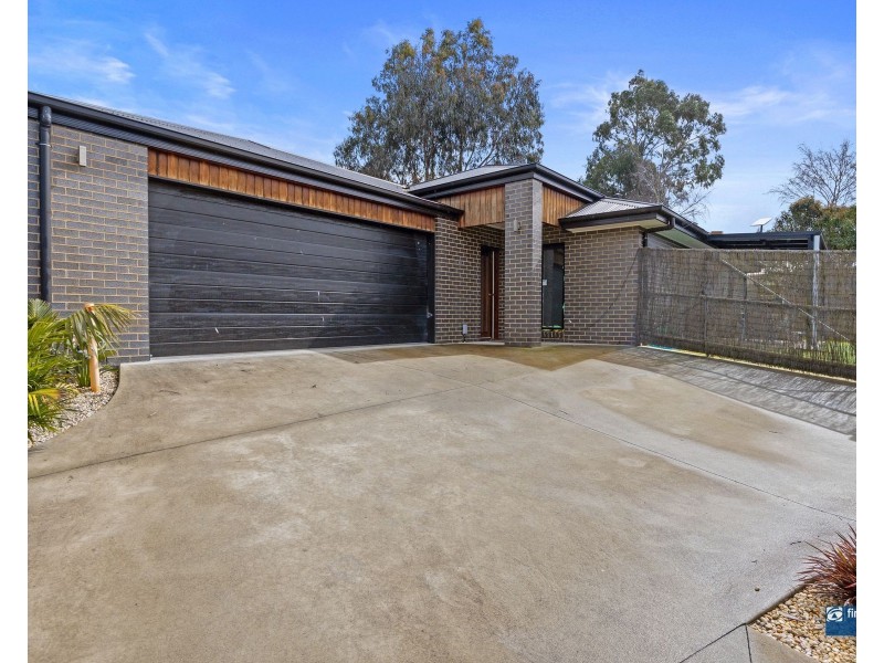 3/.4 Anthony Court, Korumburra VIC 3950