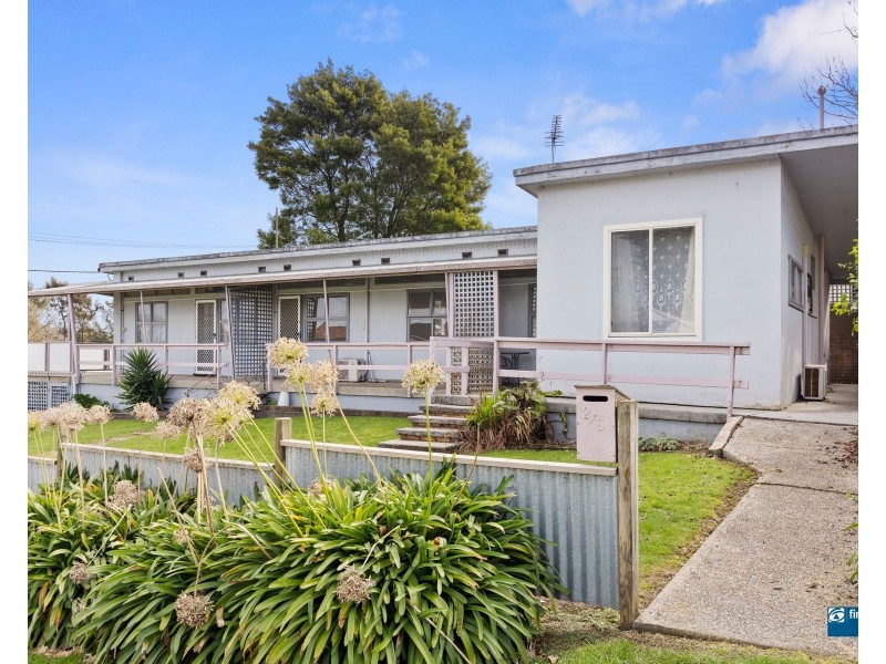 2-4/6 Waugh Avenue, Korumburra VIC 3950