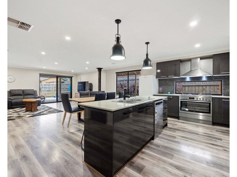 33 Riflebutts Road, Korumburra VIC 3950