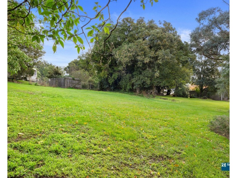 24 Bourke Street, Korumburra VIC 3950