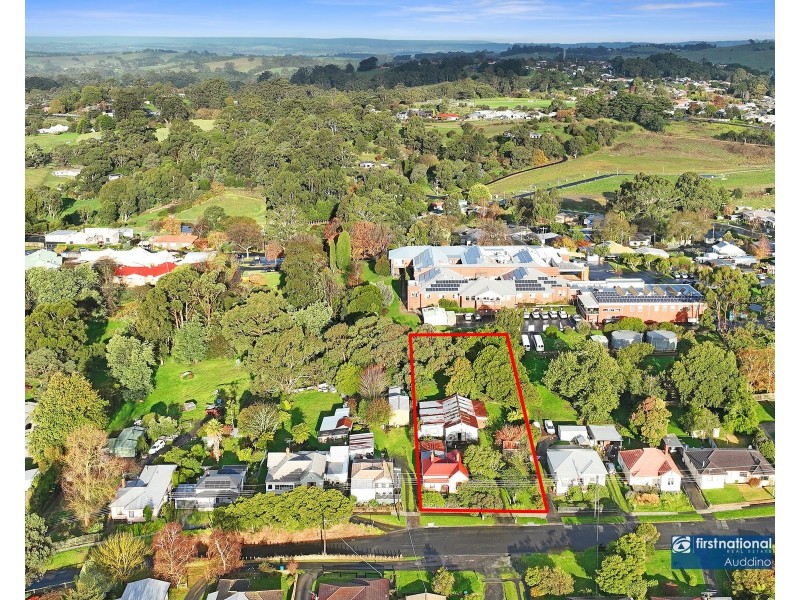 24 Bourke Street, Korumburra VIC 3950