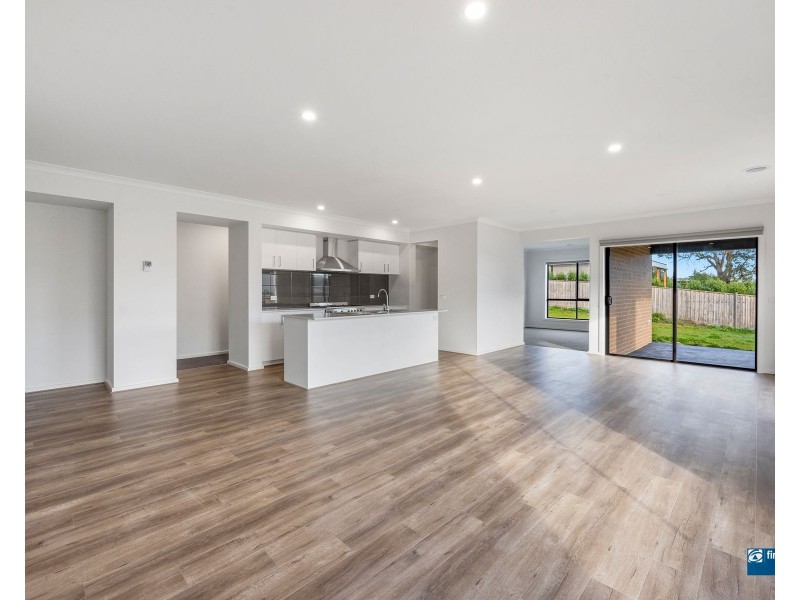 5 Mountain Ash Drive, Korumburra VIC 3950