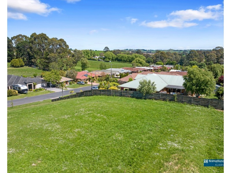 39 Valley View Parade, Korumburra VIC 3950