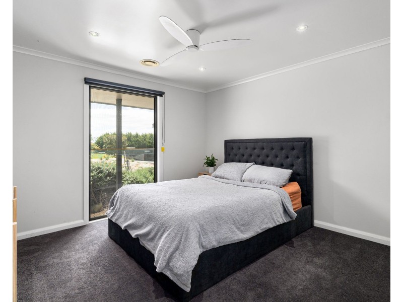 68 Whitworths Road, Korumburra South VIC 3950