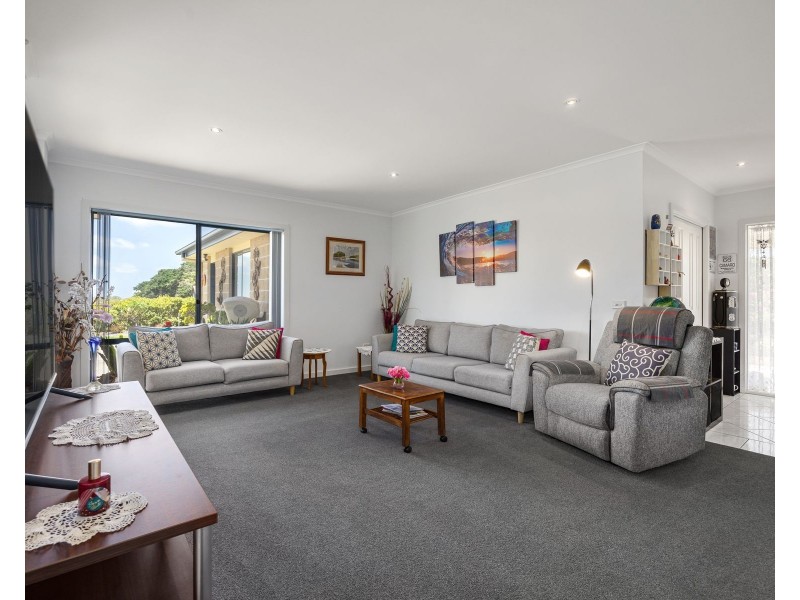 115 Cosgriffs Road, Outtrim VIC 3951