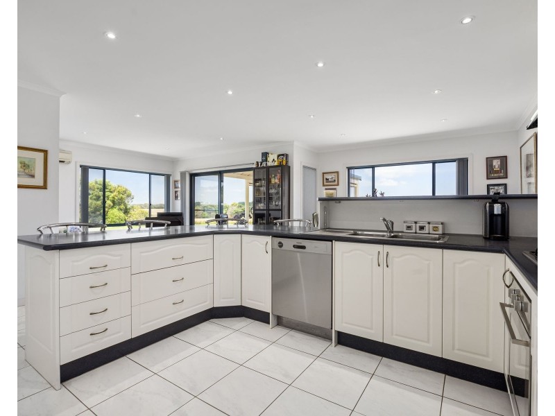 115 Cosgriffs Road, Outtrim VIC 3951