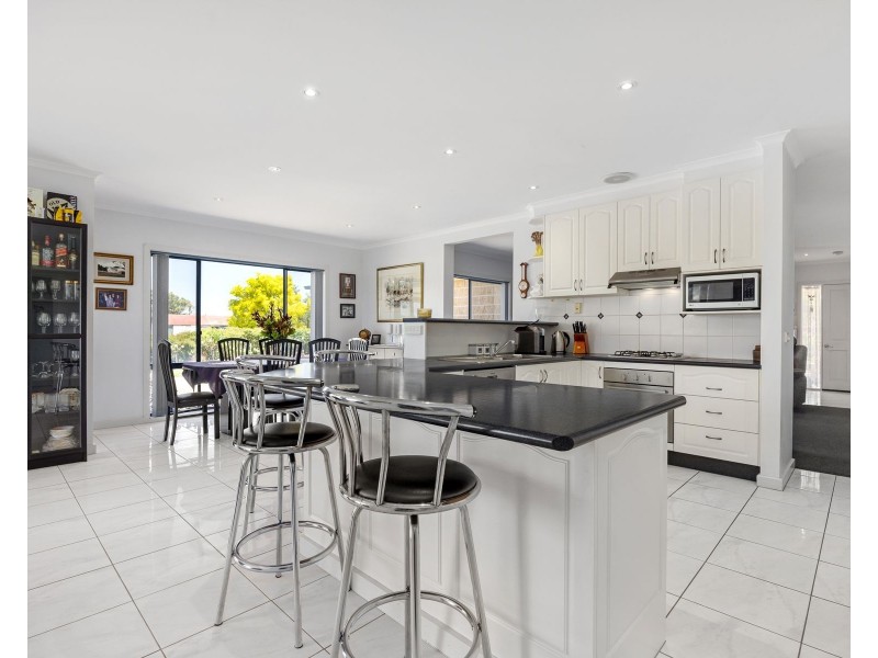 115 Cosgriffs Road, Outtrim VIC 3951